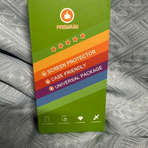Premium Green Screen Protector - Picture 1 of 4